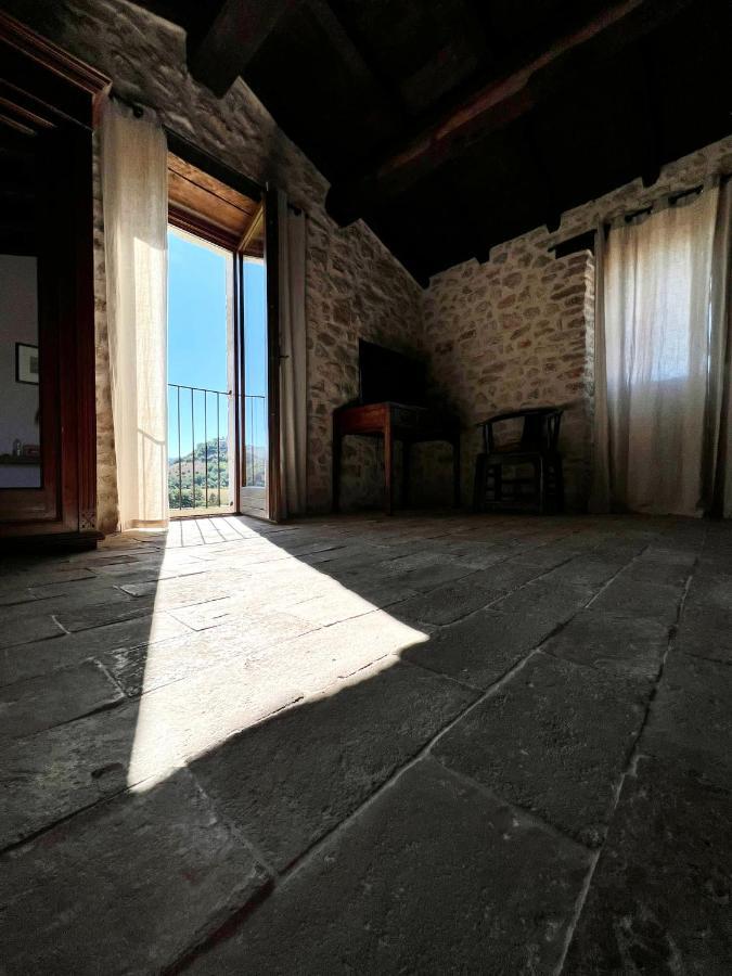 Agriturismo Casale Montebello Monteleone di Spoleto Ngoại thất bức ảnh